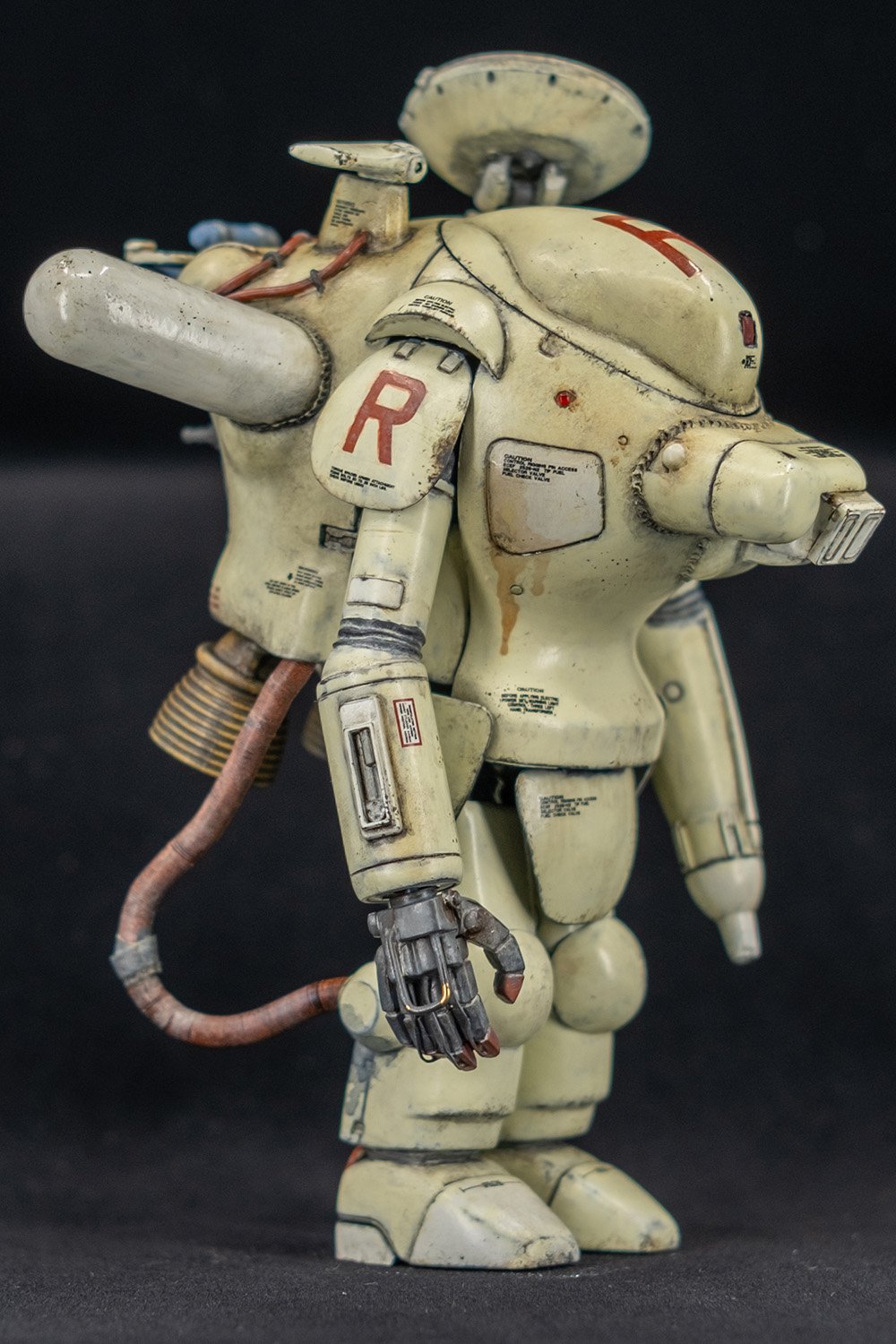 【Sea Pig in Antiflash White】