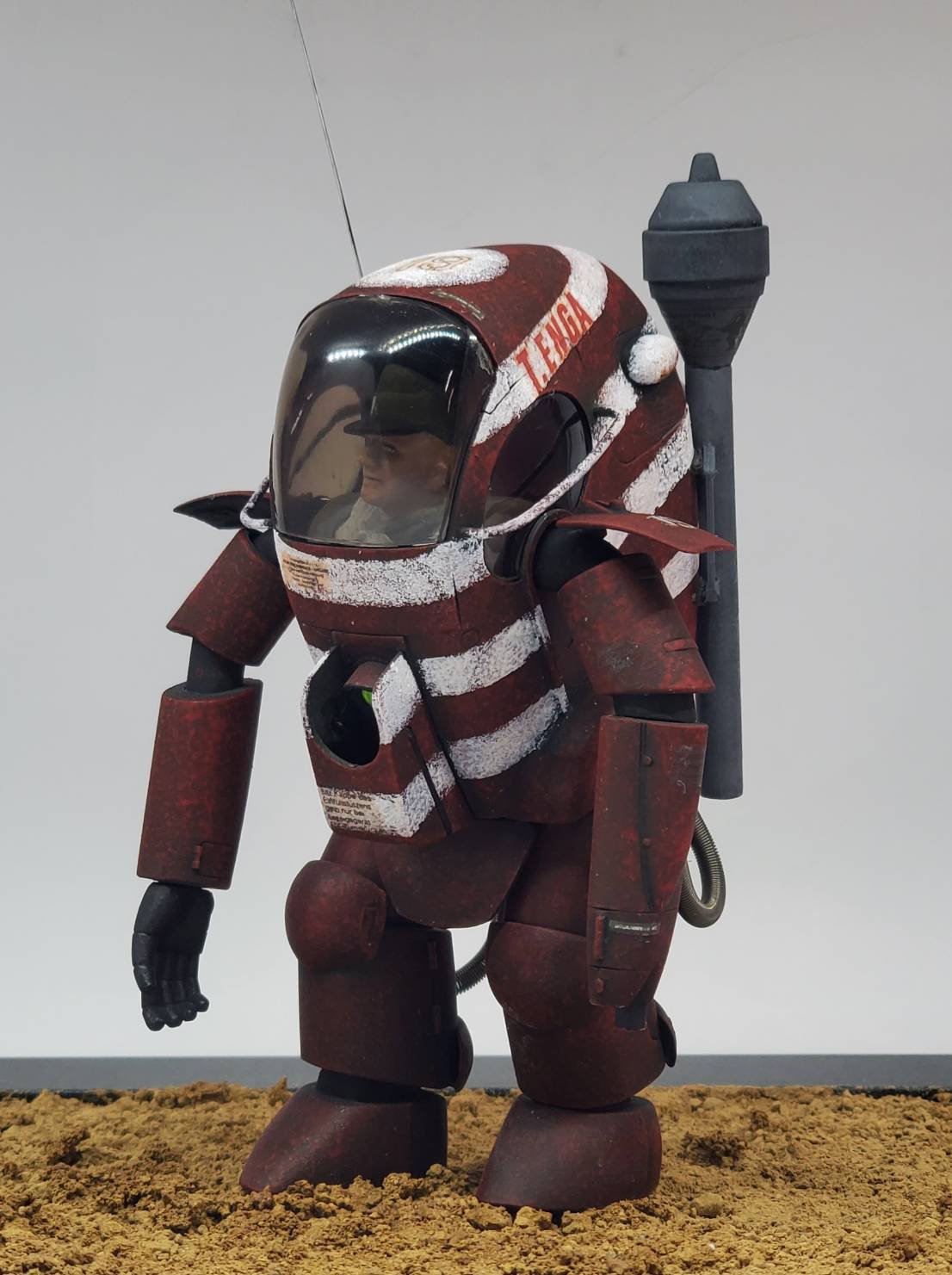 【トーマス・エンガ】