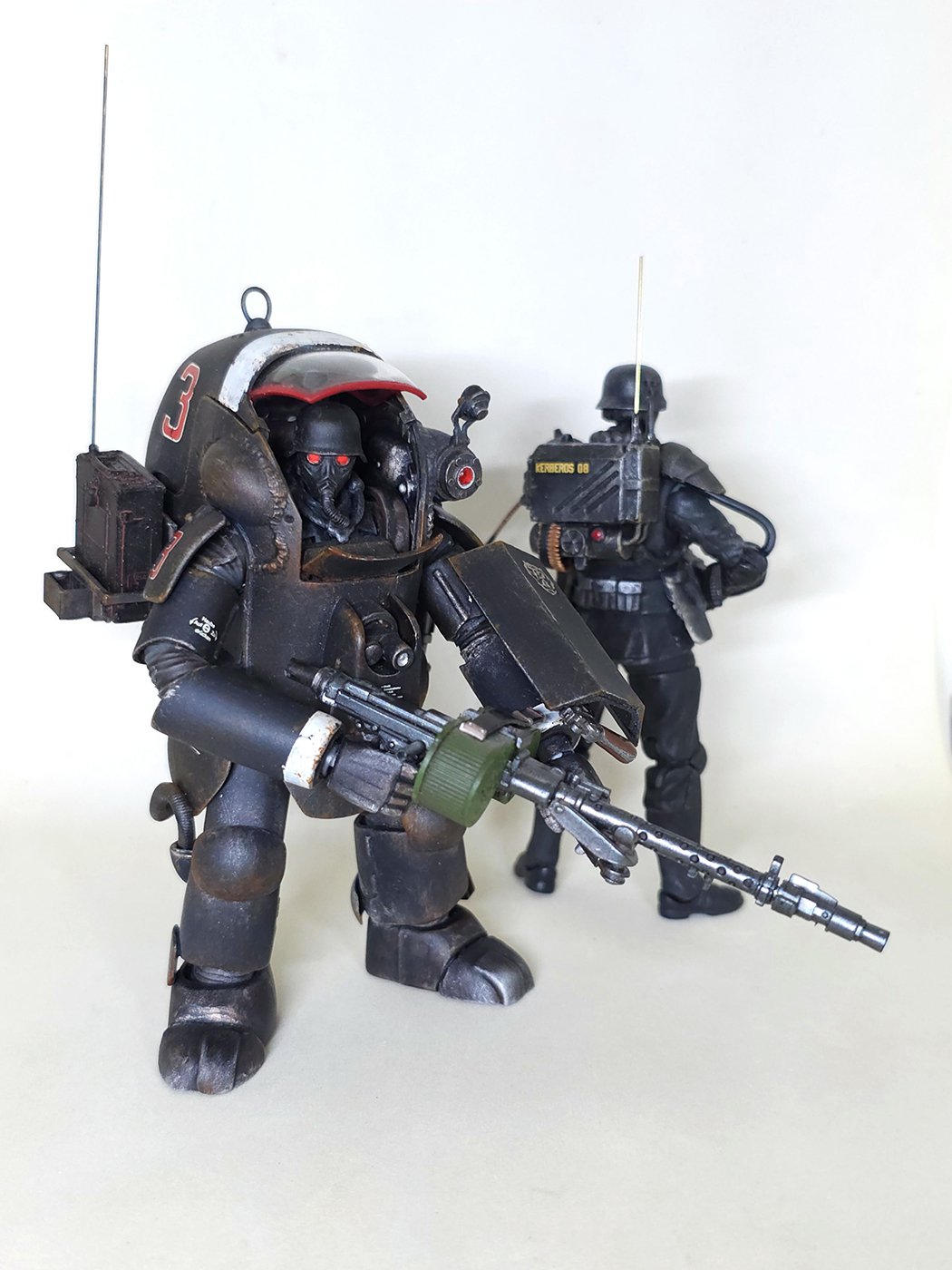 プロテクトギアinパワードスーツ