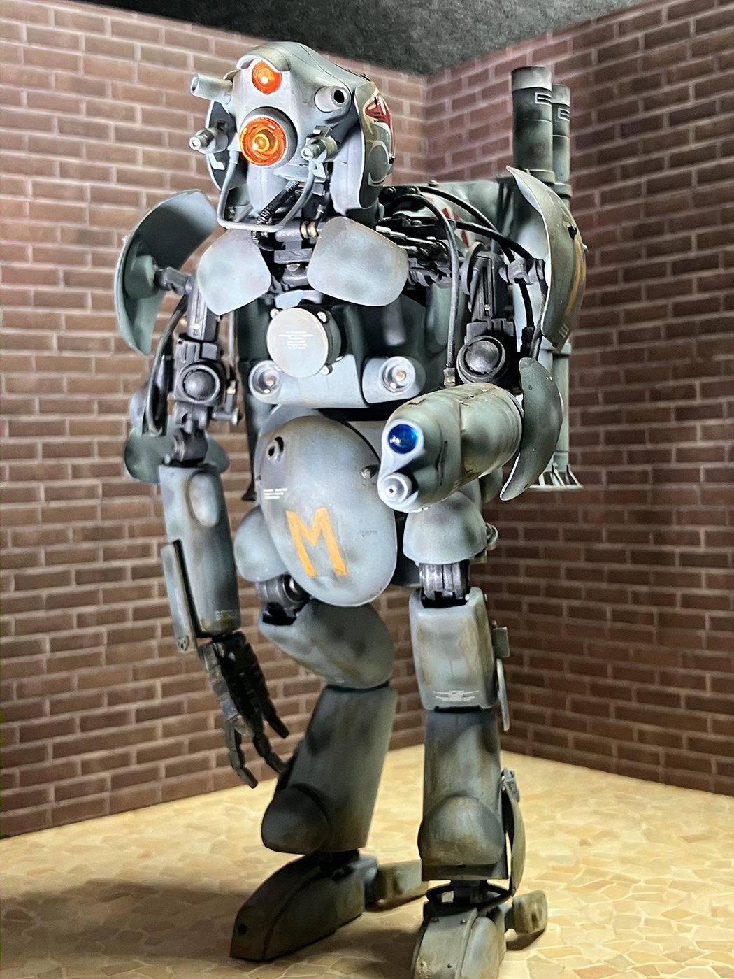 遭遇　夜戦型番犬