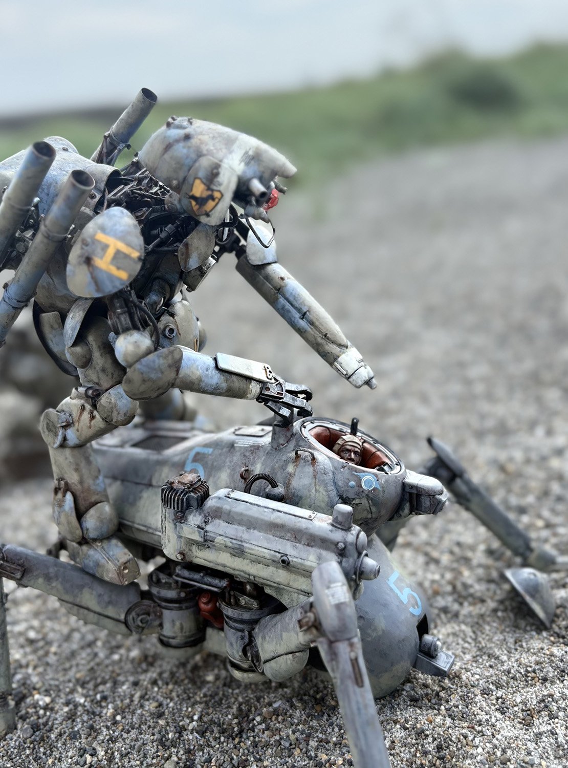 恐怖グローサーフント！