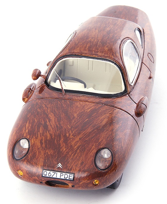 1/43 シトロエン 2CV Wood Tryane II, 1986 ブラウン