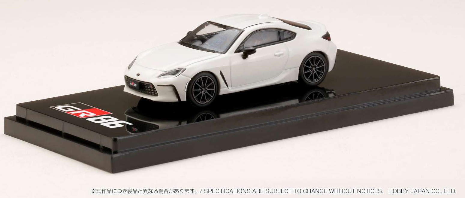 1/64 トヨタ GR86 RZ クリスタルホワイトパール
