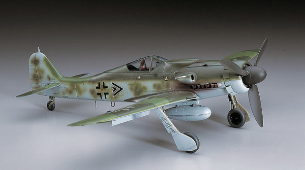 ドイツ 【一点モノ！】 1/18 Fw190 D-9 全面アルミカスタム までの