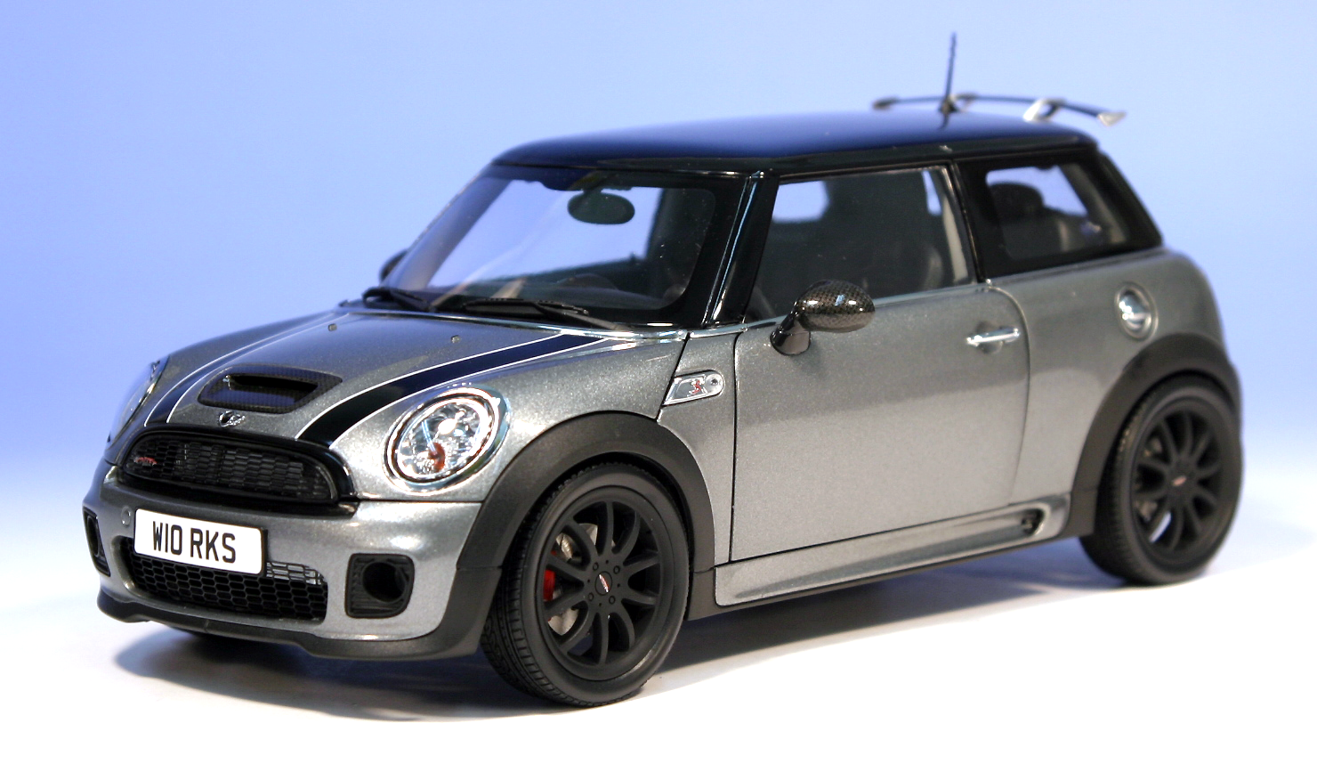 74%OFF!】 京商1 18MINI Cooper S ジョンクーパーワークスチャレンジ