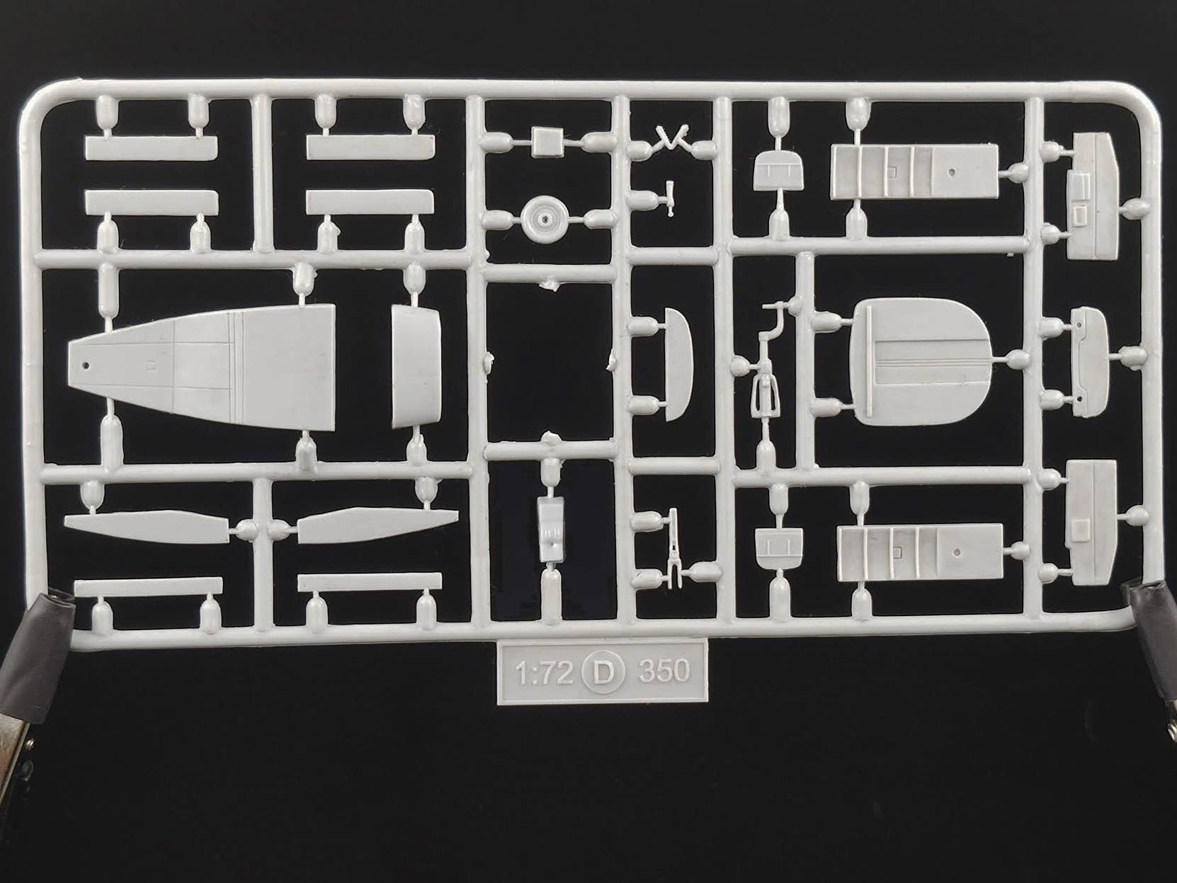 1/72 ビーチクラフト 350 スーパーキングエア HLJ.co.jp