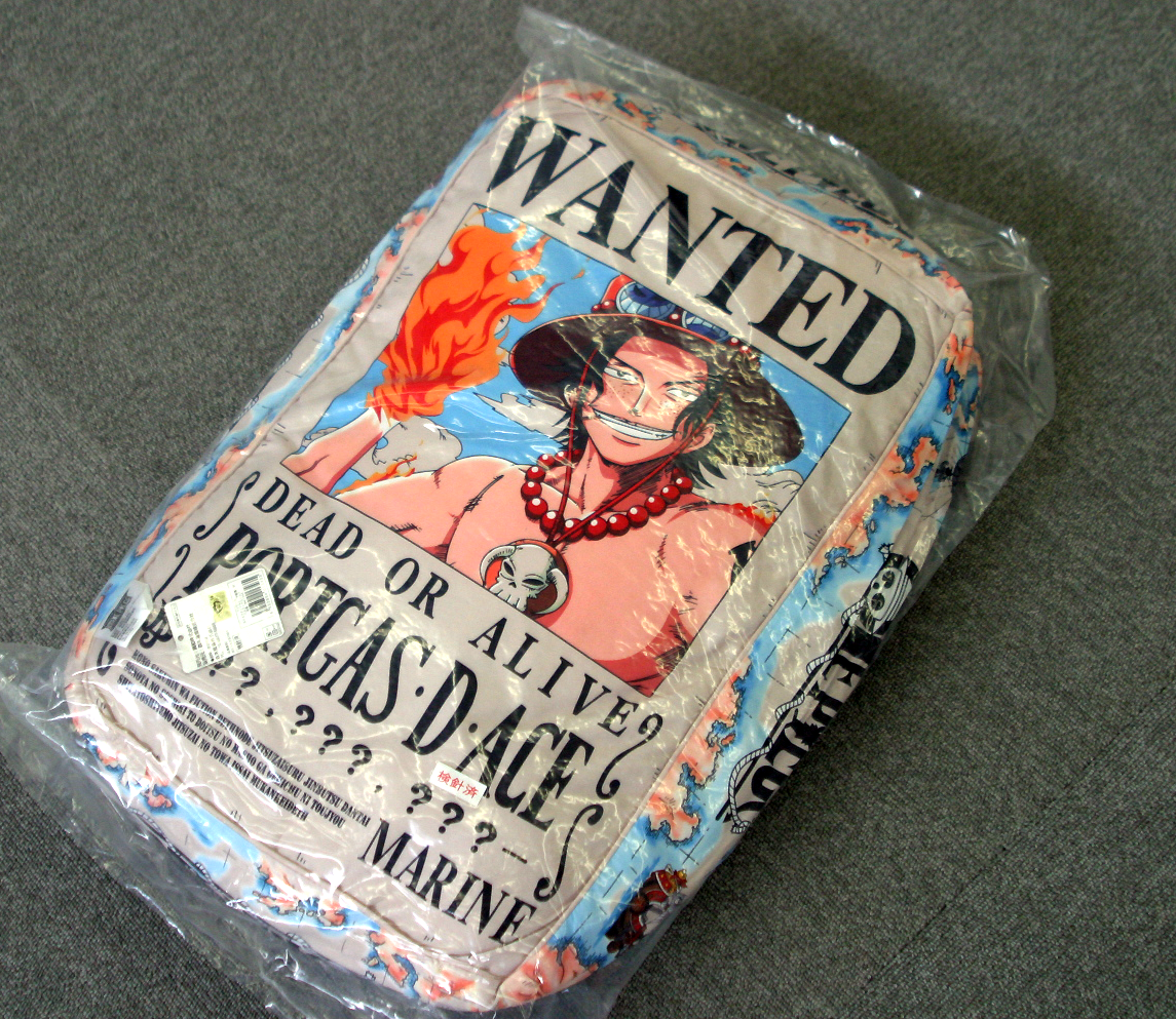 ワンピース スクエアクッション 手配書 W Ver ルフィ X エース