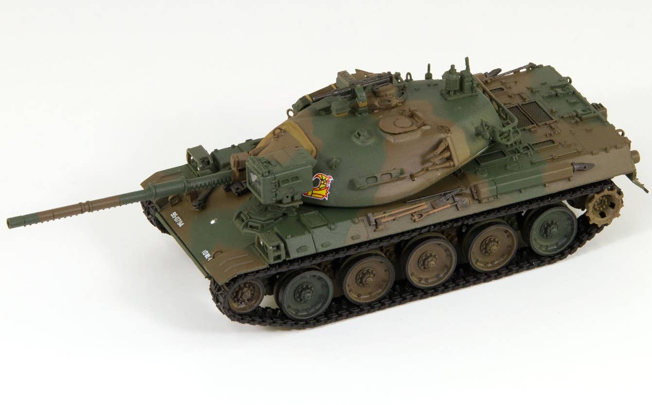 74式戦車の部品 実物のものです