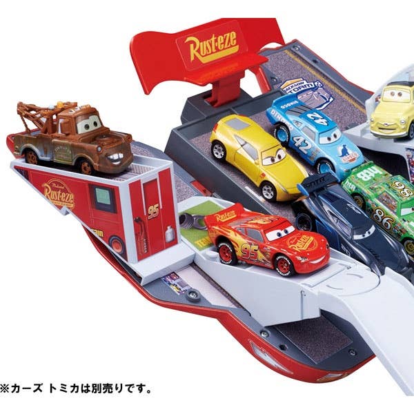 トミカ 変形ロボ トミカ カーズ ドリフトコースに変身