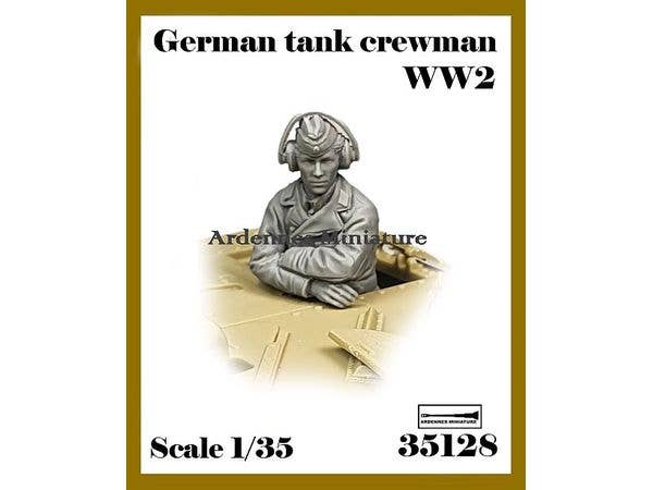 1/35 WWII ドイツ 腕組みをする戦車兵