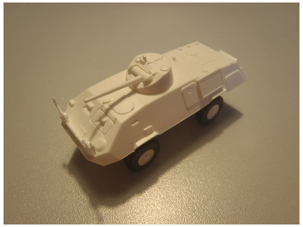 1/87 MOWAG 特別車輌 2 w/MK 20mm UN-白