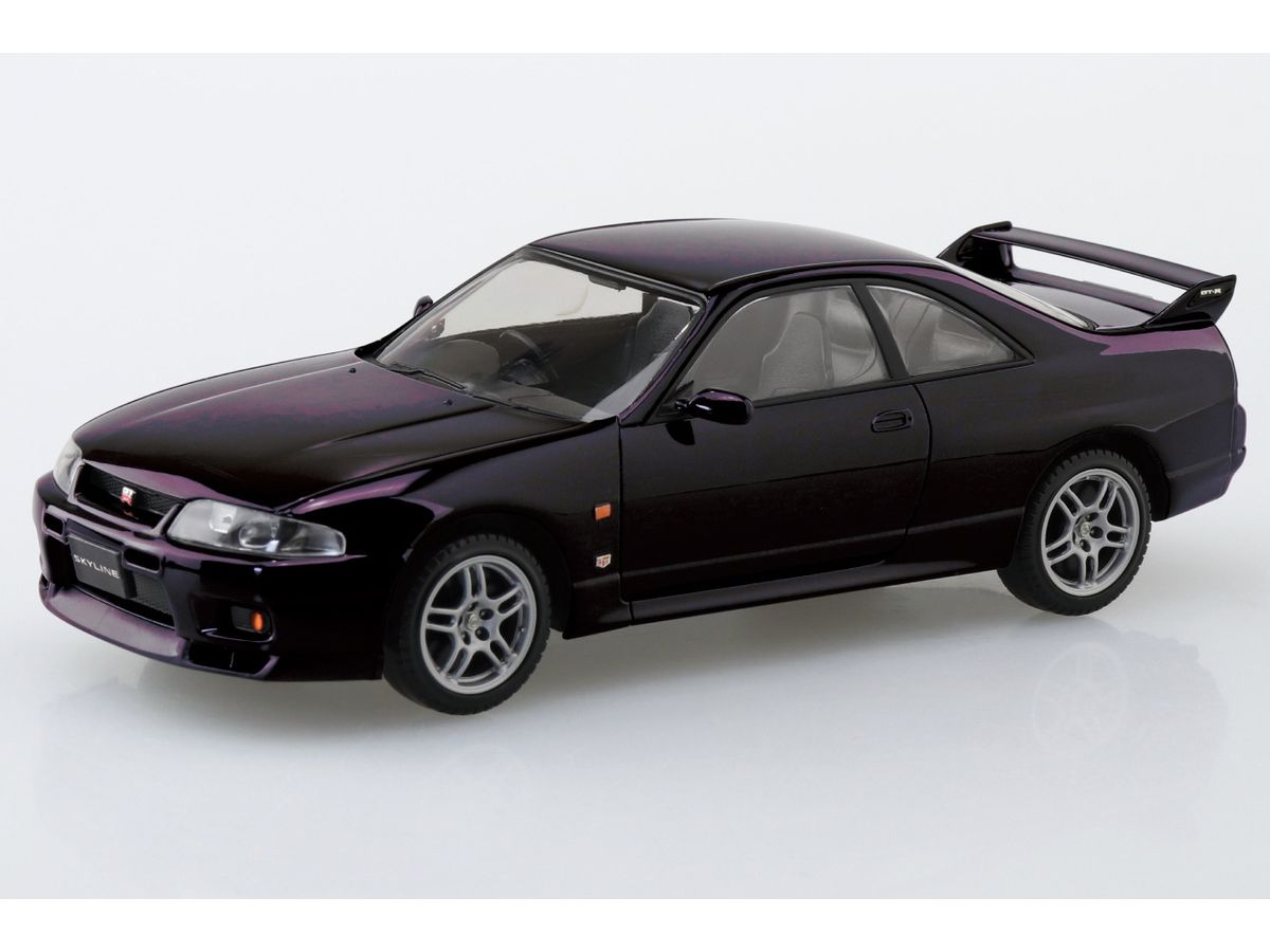 1/32 ニッサン R33 スカイラインGT-R(ミッドナイトパープル)
