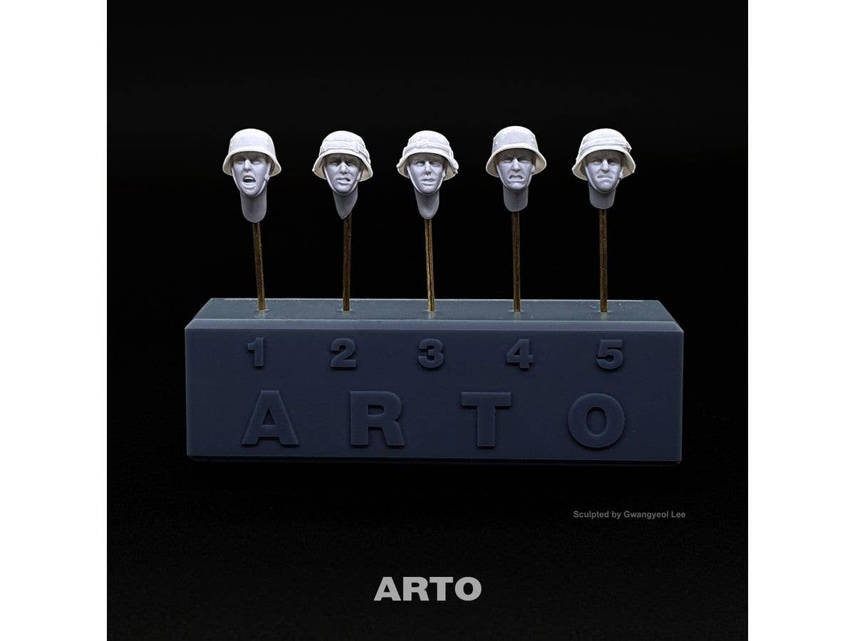 1/35 WW.II ドイツ軍 M42ヘルメット着用頭部 ''戦闘中'' (5種セット)