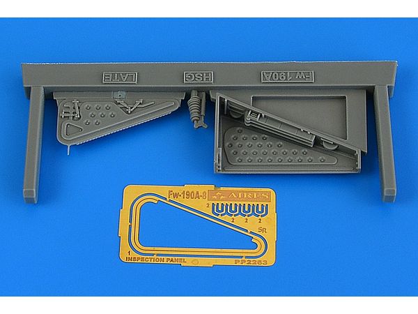 1/32 Fw190A-8 後期型垂直尾翼点検ハッチ (ハセガワ用)