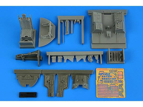 1/32 A-1J (AD-7)スカイレーダー コックピットセット (トランぺッター用)