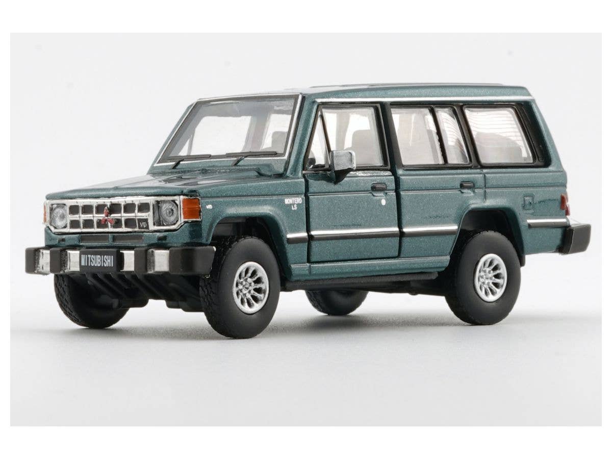 1/64 三菱 パジェロ 1st Gen 1983グリーン (LHD) | HLJ.co.jp