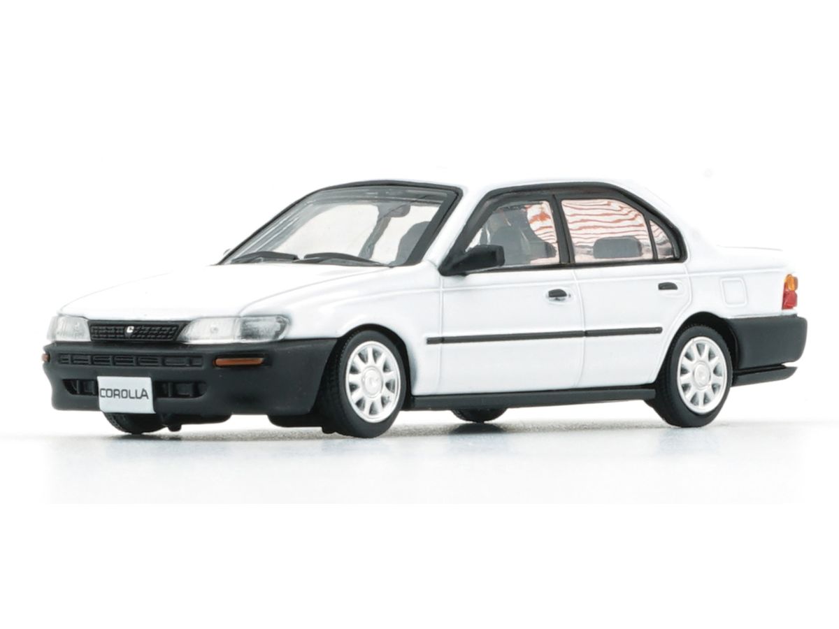 1/64 トヨタ カローラ AE100 1996 ホワイト/ブラックバンパー (RHD)