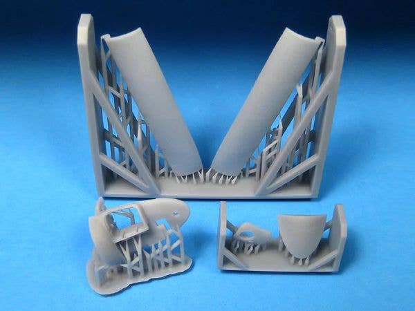 1/72 D.H.モスキート B Mk.XVI 大型爆弾槽 (扉開状態) (エアフィックス用)