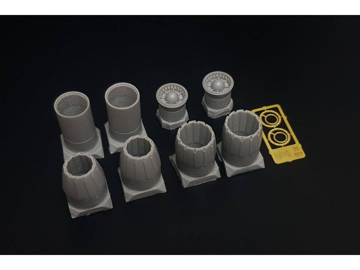 1/72 F/A-18A/B/C/D ホーネットGE F404 エンジンノズル (開/閉セット)