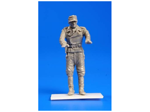 1/48 WWII ドイツ軍戦車長