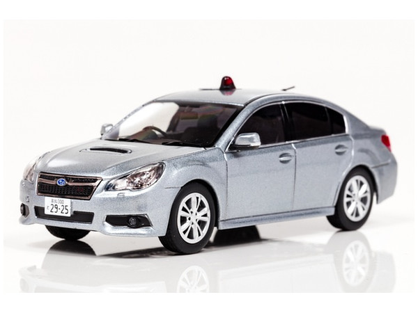 1/43 スバル レガシィ B4 2.5GT 2014 高知県警察交通部交通機動隊車両