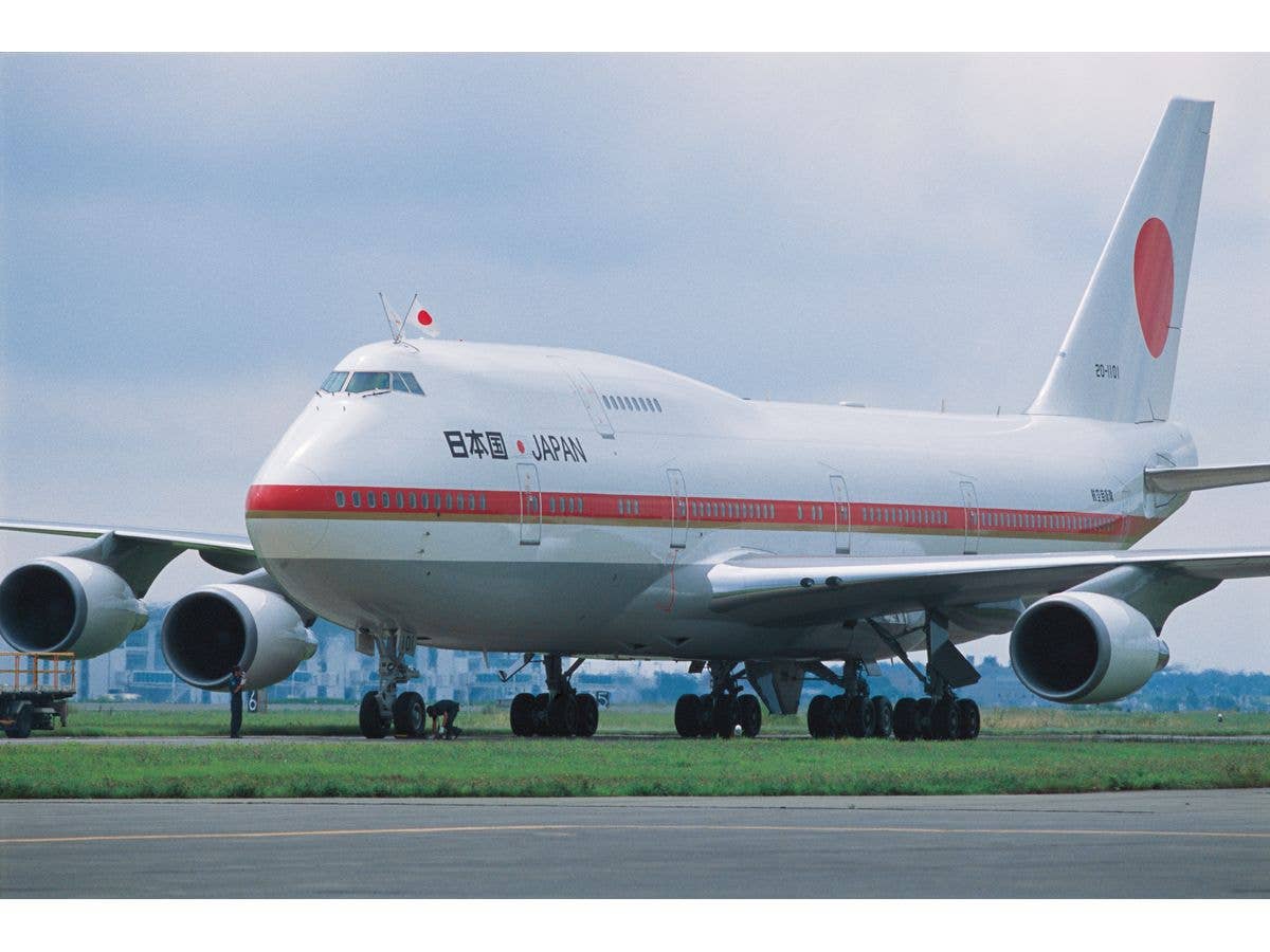1/144 日本国 政府専用機 B747-400 塗装済み半完成モデル