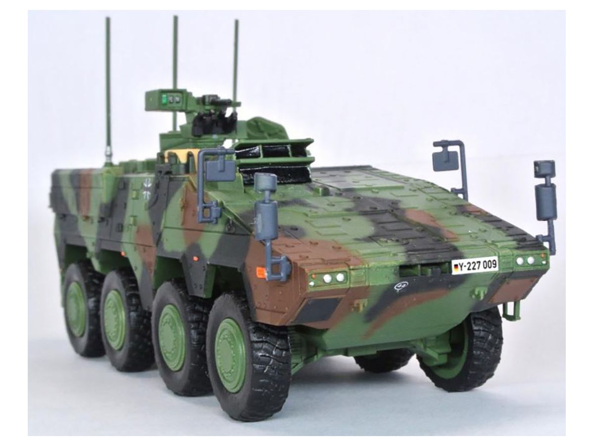 1/72 ドイツ軍 ボクサー MRAV A2 装輪装甲車 完成品