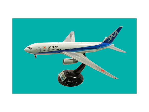 1/100 ボーイング767 ANA トリトンブルー