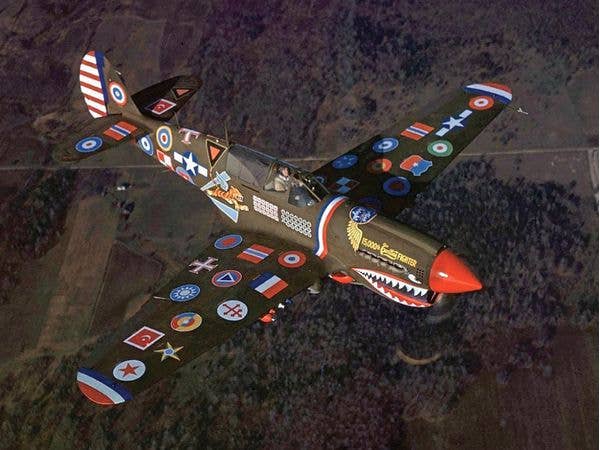 1/48 P-40N ウォーホーク 15,000機記念塗装 リミテッドエディション