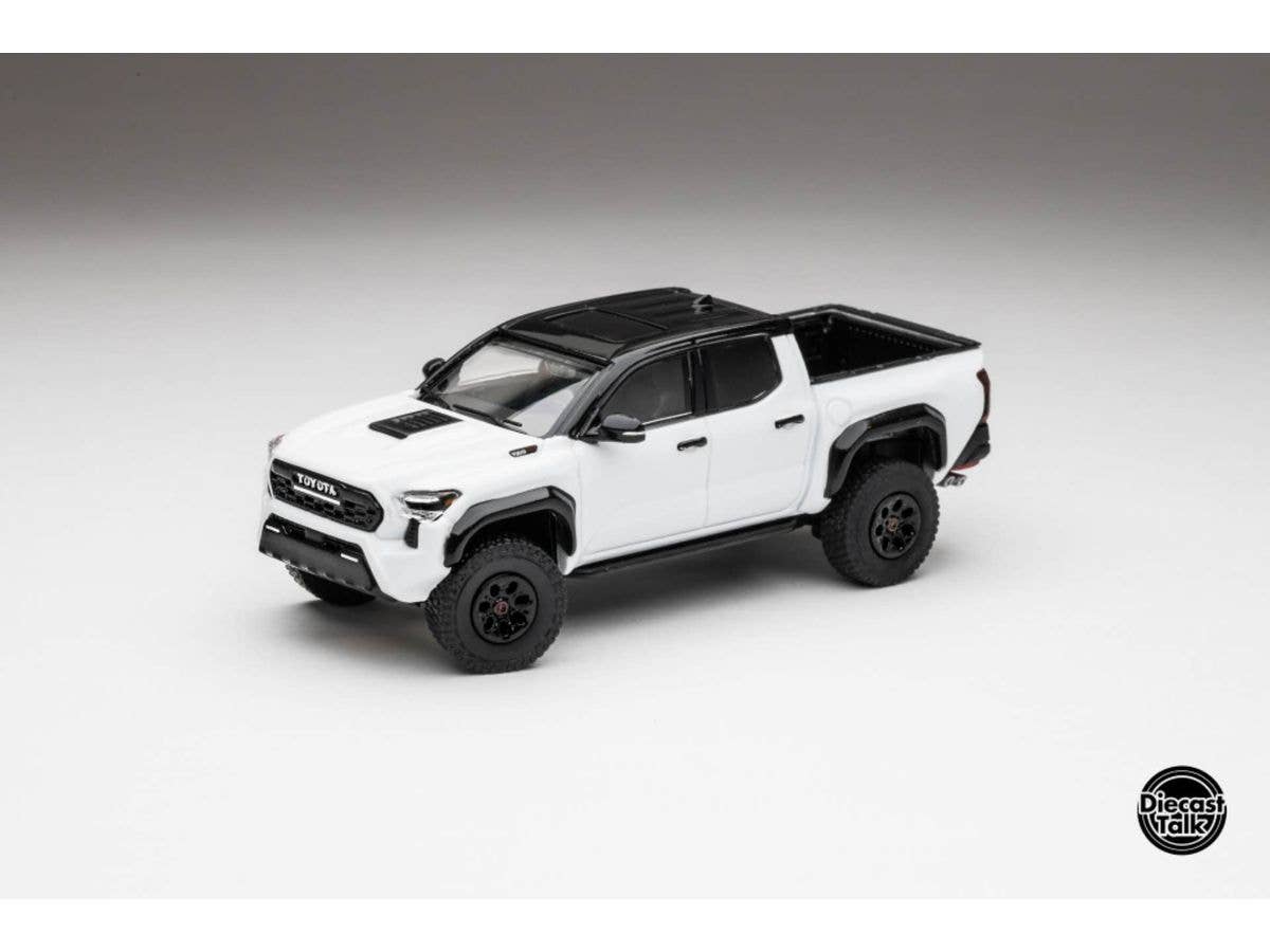 1/64 Toyota Tacoma TRD PRO ICE CAP WHITE DiecastTalk 特注品