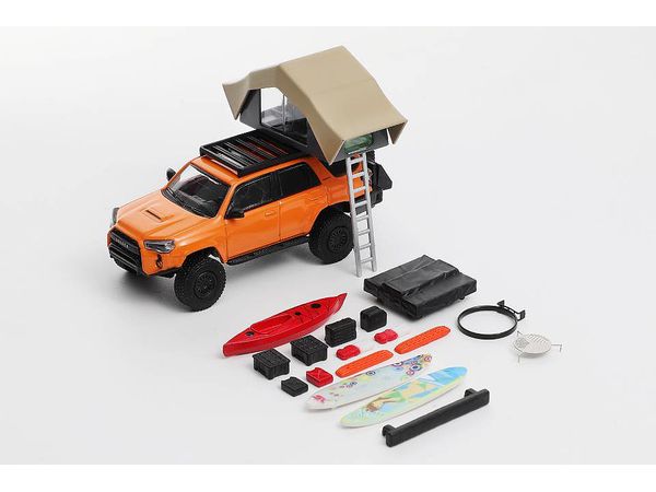1/64 トヨタ 4Runner TRD PRO Overland (LHD) アクセサリー付 オレンジ
