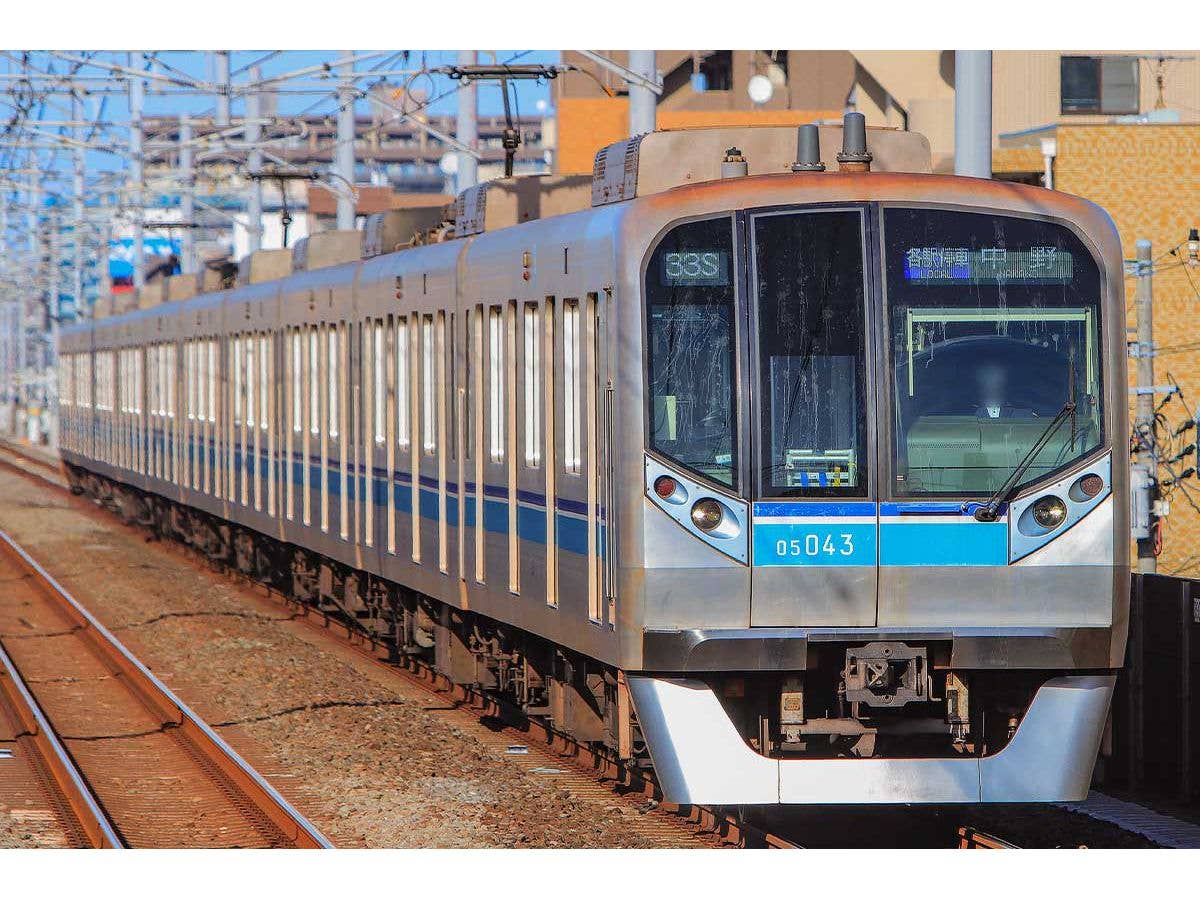 東京メトロ05系 (13次車) 基本4両編成セット (動力付き)
