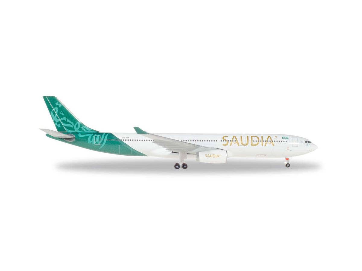 1/500 A330-300 サウジアラビア航空 Saudi National Day n/c HZ-AQE