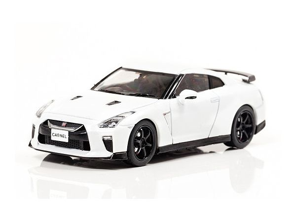 1/43 ニッサン GT-R Track エディション 2017 ホワイト
