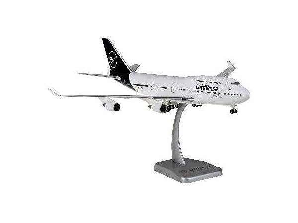 1/200 B747-400 ルフトハンザドイツ航空 新塗装 ランディングギア・スタンド付属