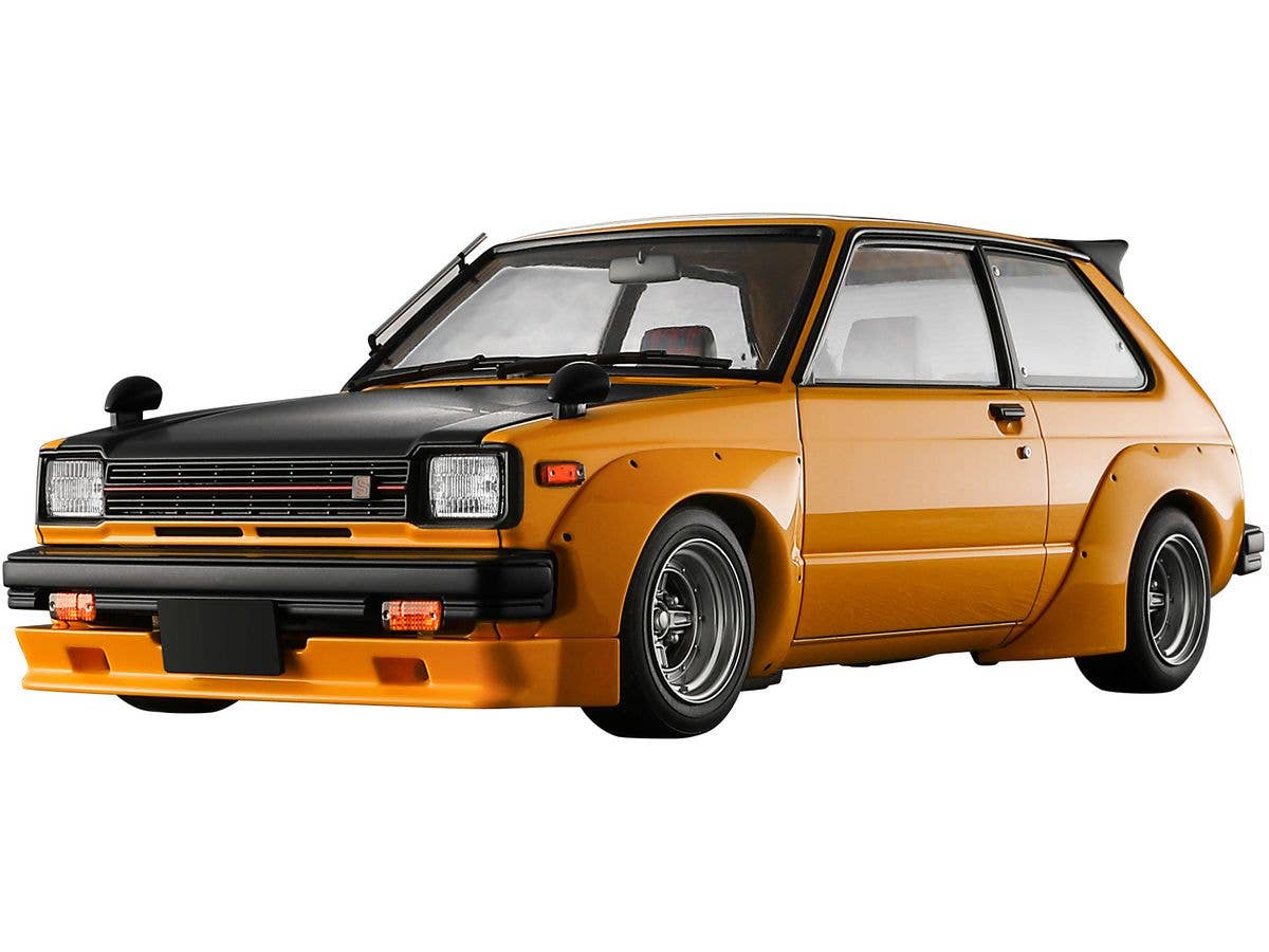 1/24 トヨタ スターレット KP61 S(3ドア) 中期型 (1980) カスタムバージョン