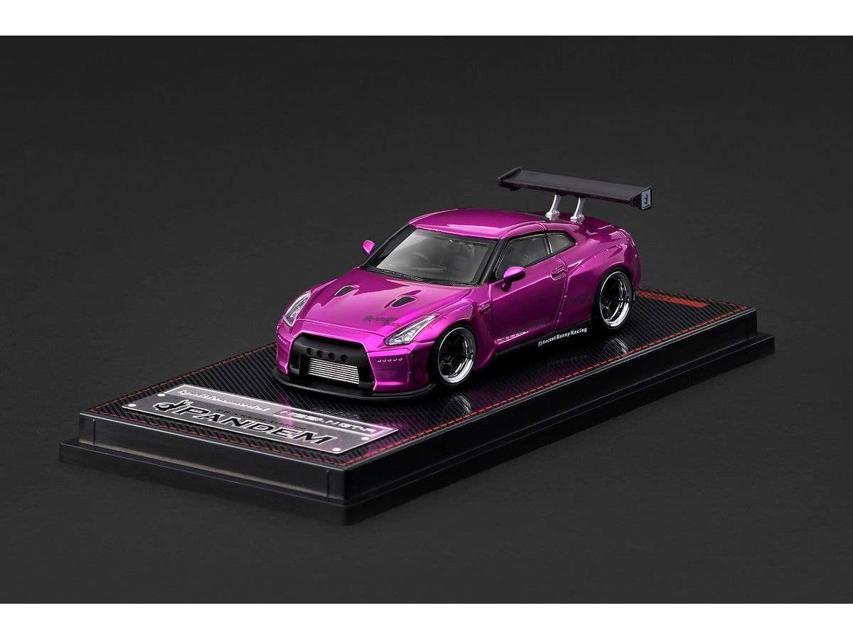 1/64 PANDEM R35 GT-R Pink Metallic