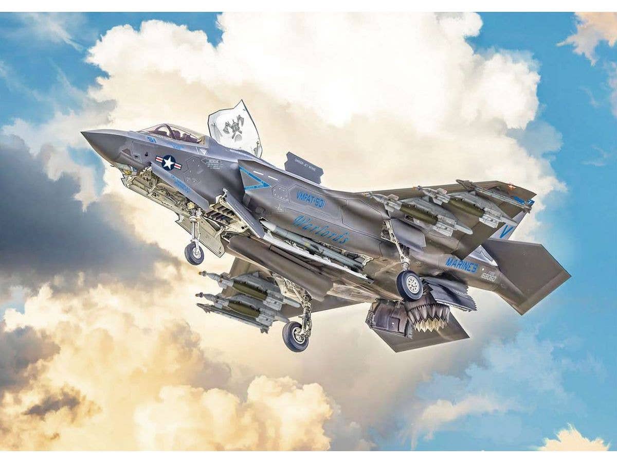 1/48 F-35B ライトニングII(日本語対訳補足説明書付属)