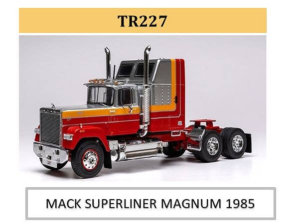 1/43 マック スーパーライナー マグナム 1985 レッド