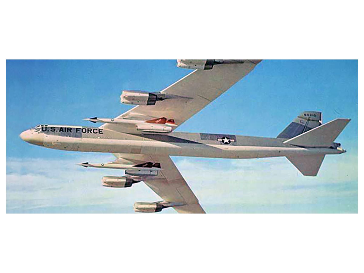 1/144 アメリカ空軍 B-52G ストラトフォートレス