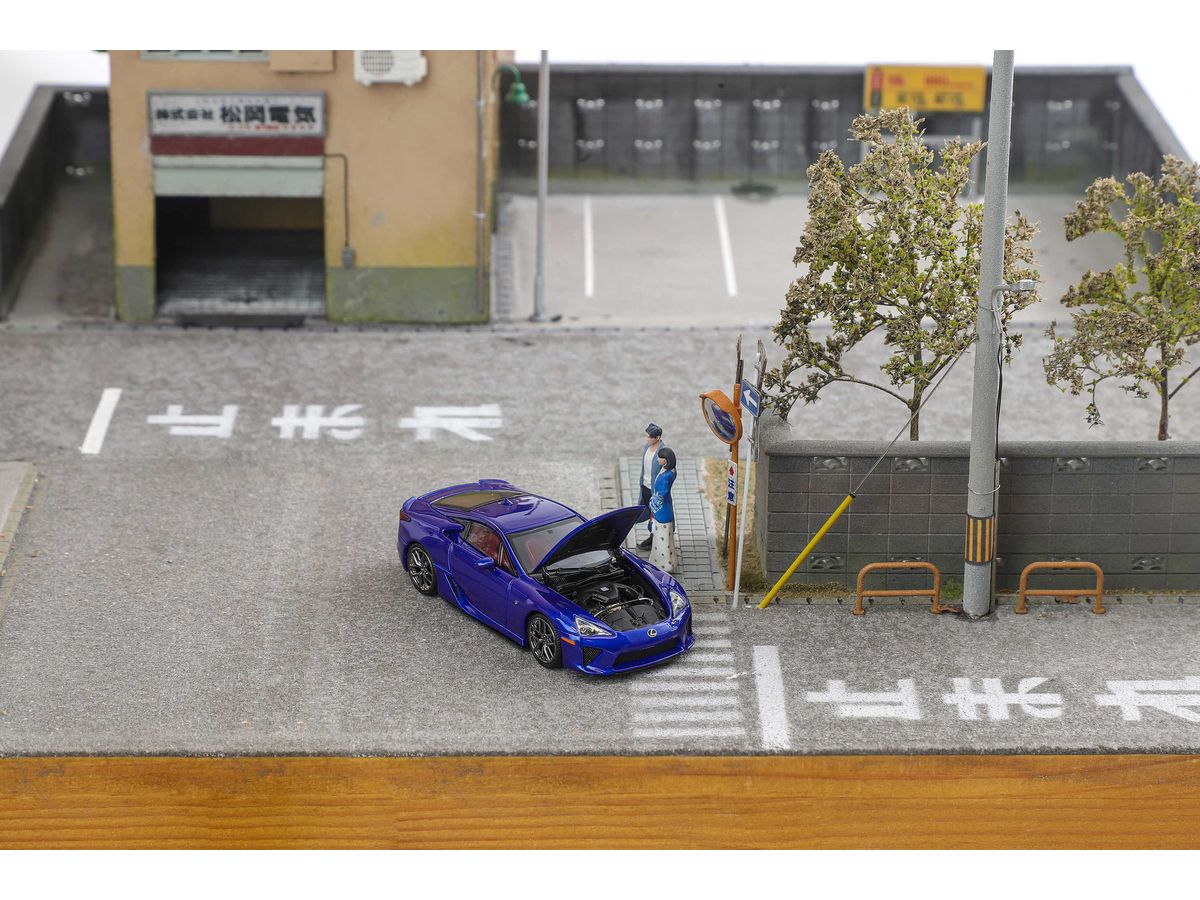 1/64 Lexus LFA Pearl Blue LHD