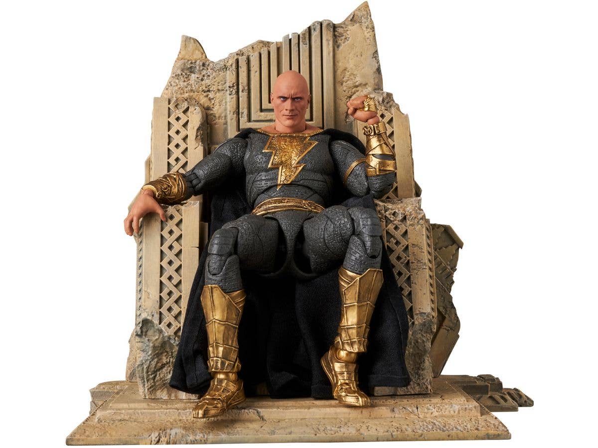 MAFEX BLACK ADAM (GOLD SUIT)