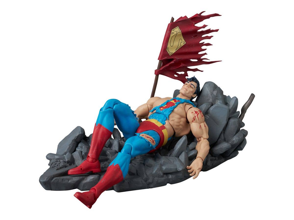 MAFEX SUPERMAN (THE DEATH OF SUPERMAN)