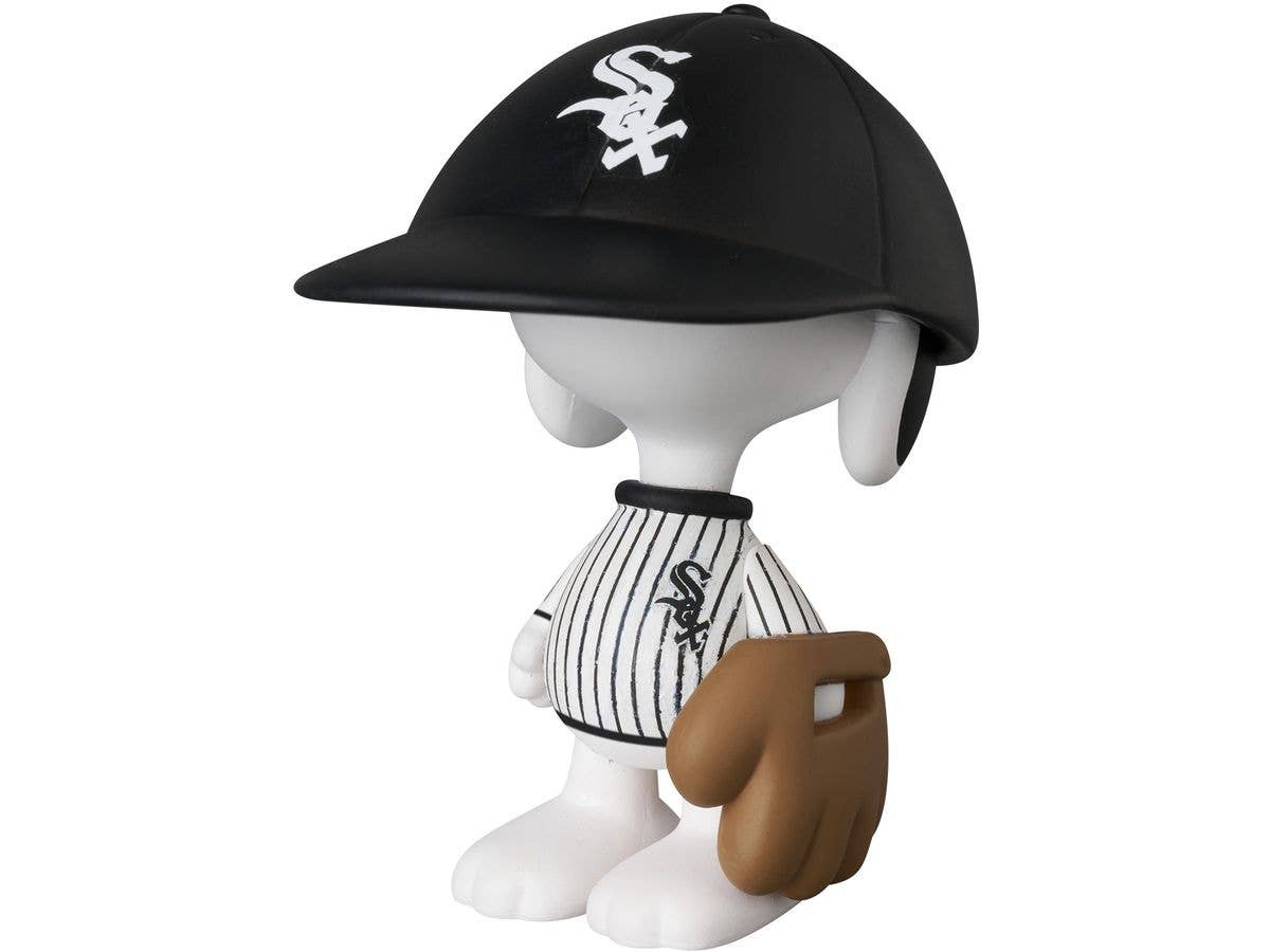 UDF MLB x PEANUTS CHICAGO WHITE SOX SNOOPY