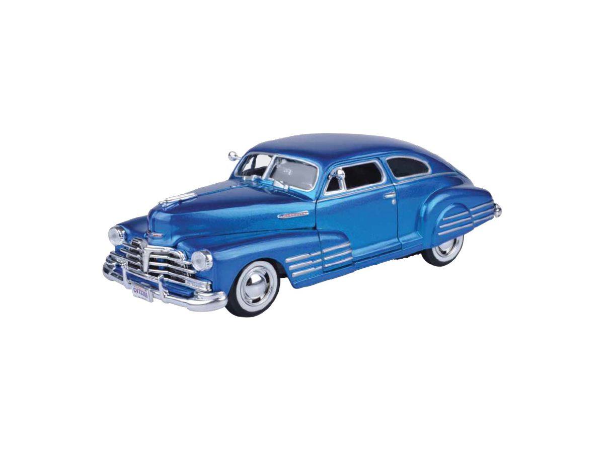 1/24 1948 Chevy Aerosedan Fleetline Color: Blue