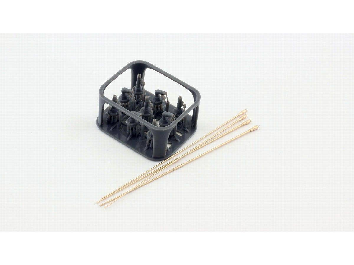 1/35 現用米軍車両用アンテナ & スプリングマウント (4個入)