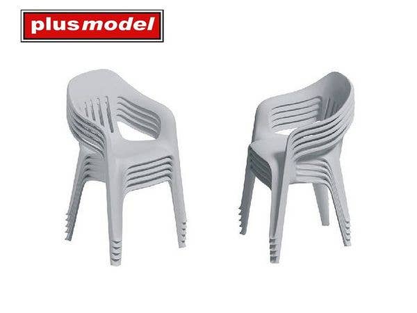 1/35 積み重ねたプラスチック製の椅子