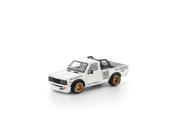 1/64 PANDEM DATSUN 620 WHITE
