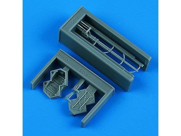 1/72 F-35A/B/C 搭乗ラダー (展開状態) (タミヤ用)