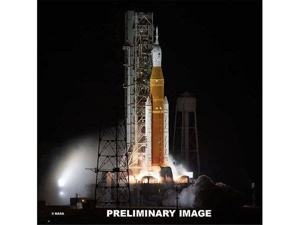 1/144 NASA スペースランチシステム (SLS)